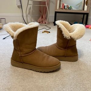 Ugg Boots Women Lightly Used sz 9